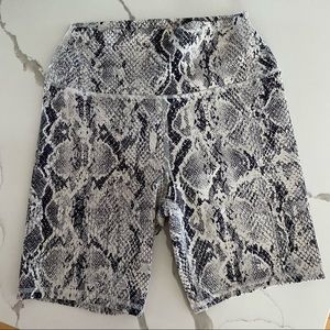 ALO High Waist Snakeskin Biker shorts